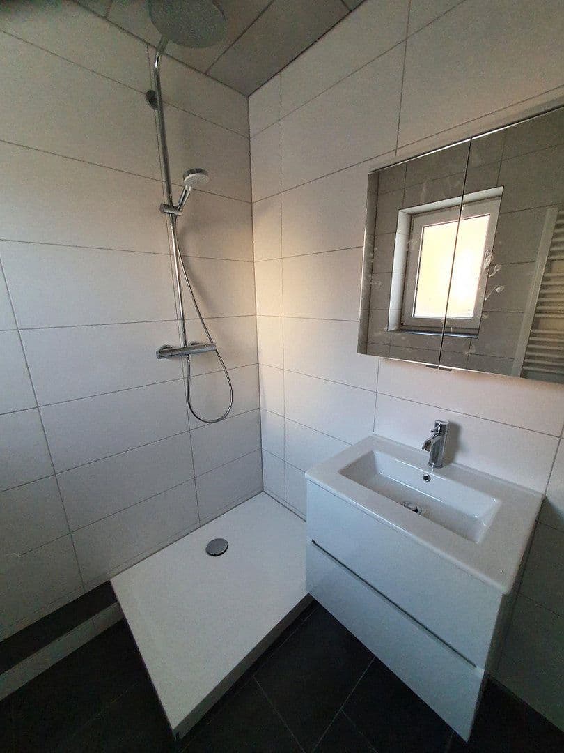 Prodej domu 125 m², pozemek 672 m², Erlangen, Bavorsko Prodej domu 125 m², pozemek 672 m², Erlangen, Bavorsko