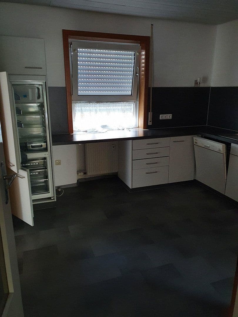 Prodej domu 125 m², pozemek 672 m², Erlangen, Bavorsko Prodej domu 125 m², pozemek 672 m², Erlangen, Bavorsko