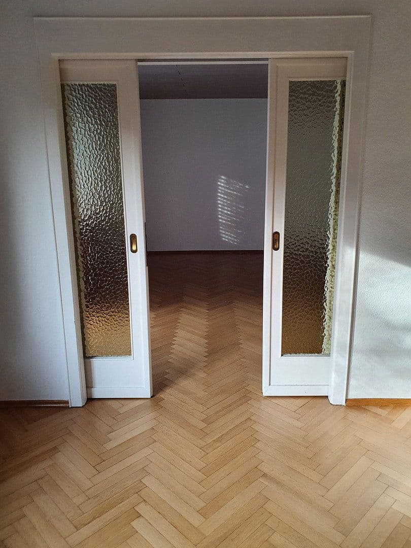Prodej domu 125 m², pozemek 672 m², Erlangen, Bavorsko Prodej domu 125 m², pozemek 672 m², Erlangen, Bavorsko