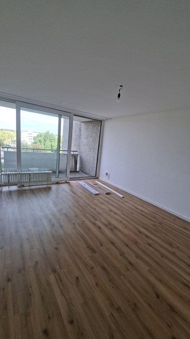 Pronájem bytu 2+1 56 m², Staufenstraße 1, Dietzenbach, Hessen Pronájem bytu 2+1 56 m², Staufenstraße 1, Dietzenbach, Hessen