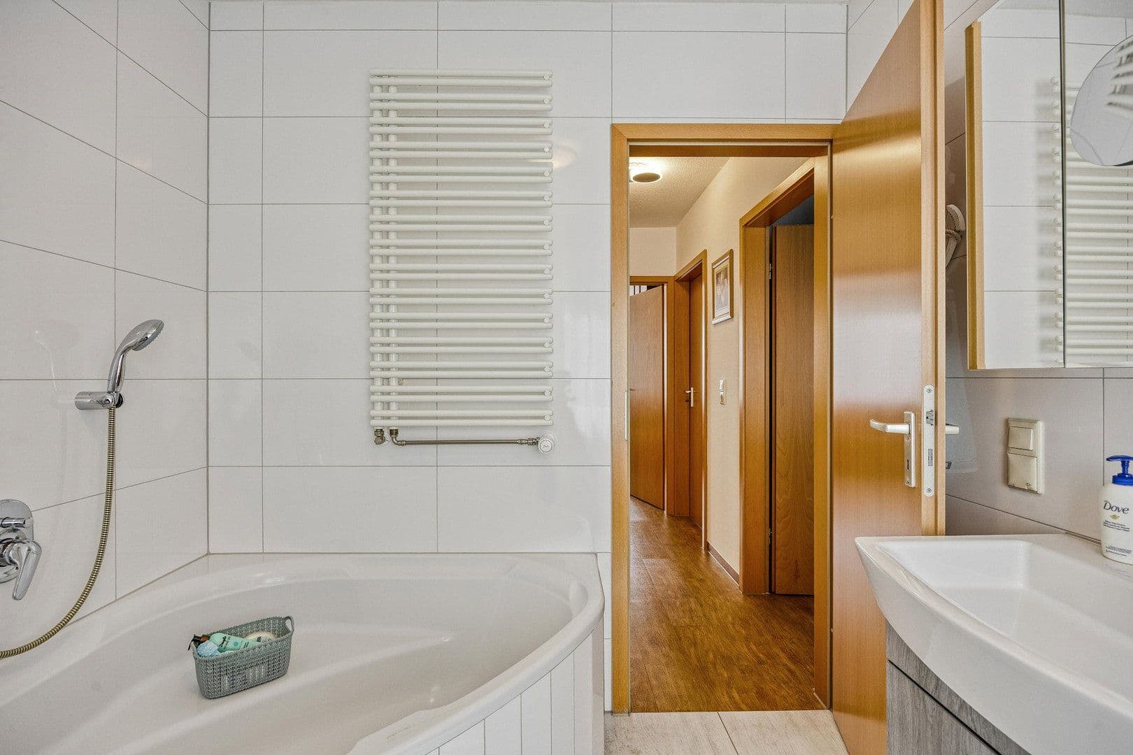 Prodej domu 126 m², pozemek 345 m², Essen, Severní Porýní-Vestfálsko Prodej domu 126 m², pozemek 345 m², Essen, Severní Porýní-Vestfálsko