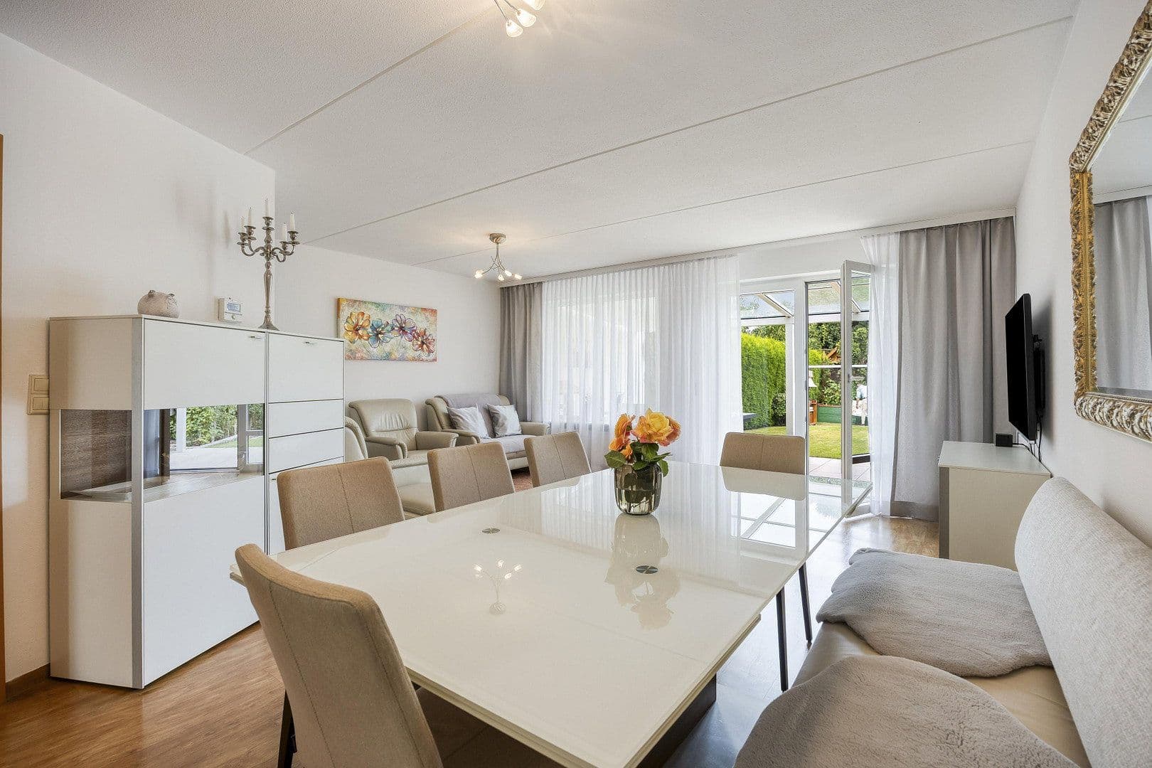 Prodej domu 126 m², pozemek 345 m², Essen, Severní Porýní-Vestfálsko Prodej domu 126 m², pozemek 345 m², Essen, Severní Porýní-Vestfálsko