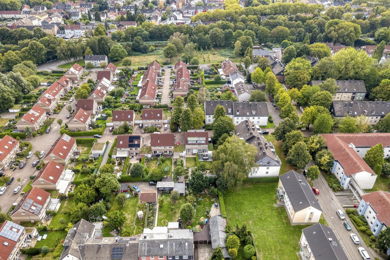 Prodej domu 126 m², pozemek 345 m², Essen, Severní Porýní-Vestfálsko Prodej domu 126 m², pozemek 345 m², Essen, Severní Porýní-Vestfálsko