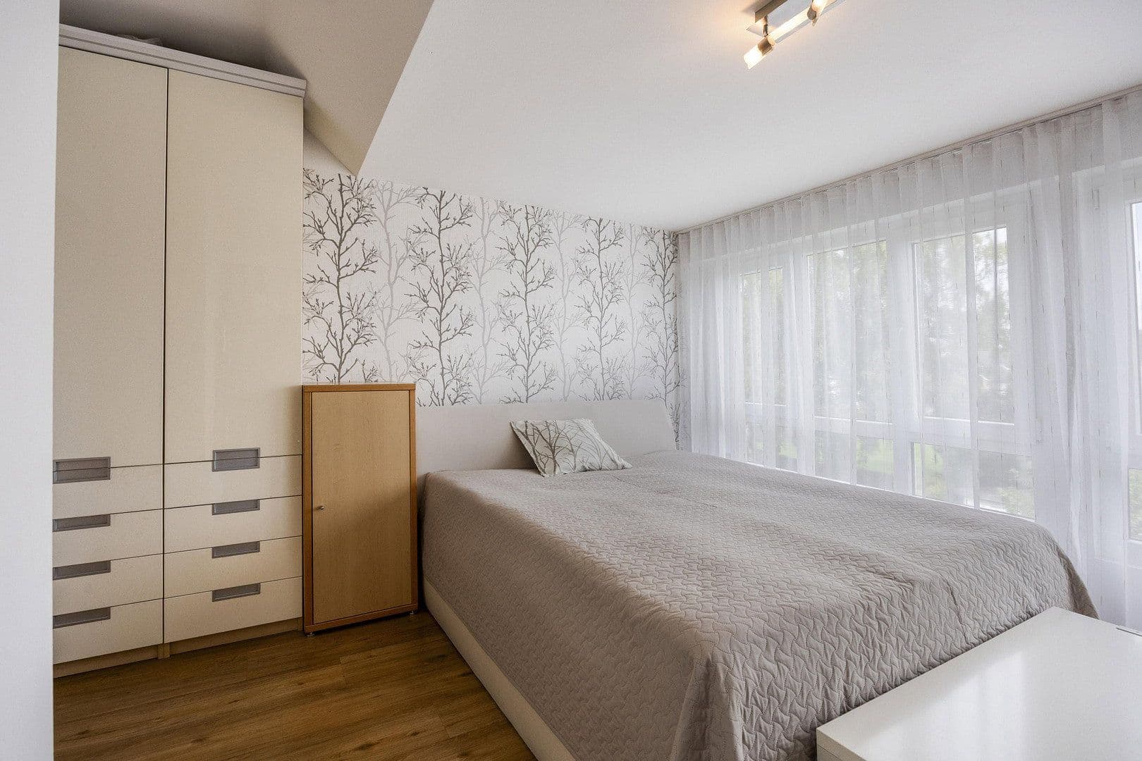 Prodej domu 126 m², pozemek 345 m², Essen, Severní Porýní-Vestfálsko Prodej domu 126 m², pozemek 345 m², Essen, Severní Porýní-Vestfálsko