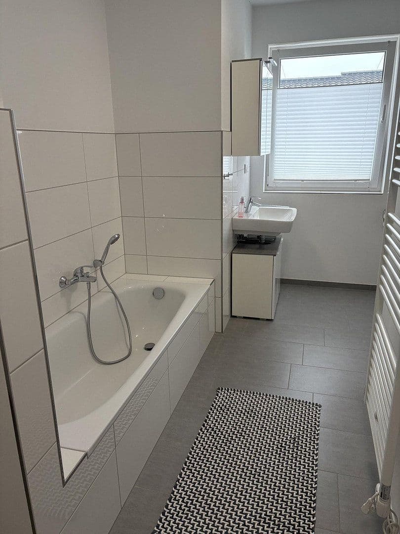 Pronájem domu 130 m², pozemek 320 m², Lippstadt, Severní Porýní-Vestfálsko Pronájem domu 130 m², pozemek 320 m², Lippstadt, Severní Porýní-Vestfálsko