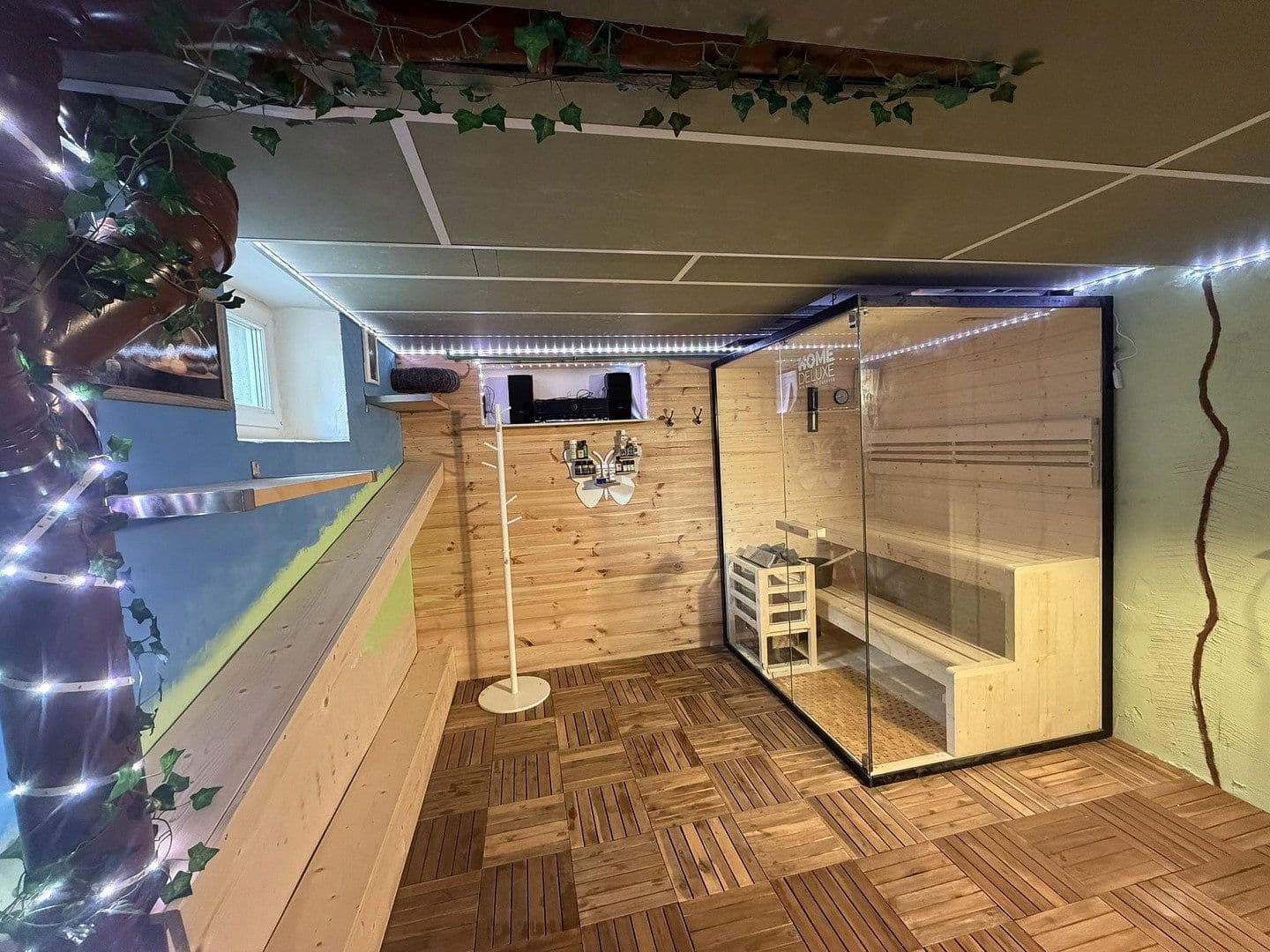 Prodej domu 264 m², pozemek 881 m², Meldauer Straße 5, Wackersdorf, Bavorsko Prodej domu 264 m², pozemek 881 m², Meldauer Straße 5, Wackersdorf, Bavorsko