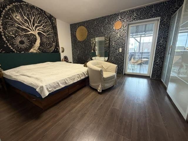 Prodej domu 264 m², pozemek 881 m², Meldauer Straße 5, Wackersdorf, Bavorsko Prodej domu 264 m², pozemek 881 m², Meldauer Straße 5, Wackersdorf, Bavorsko