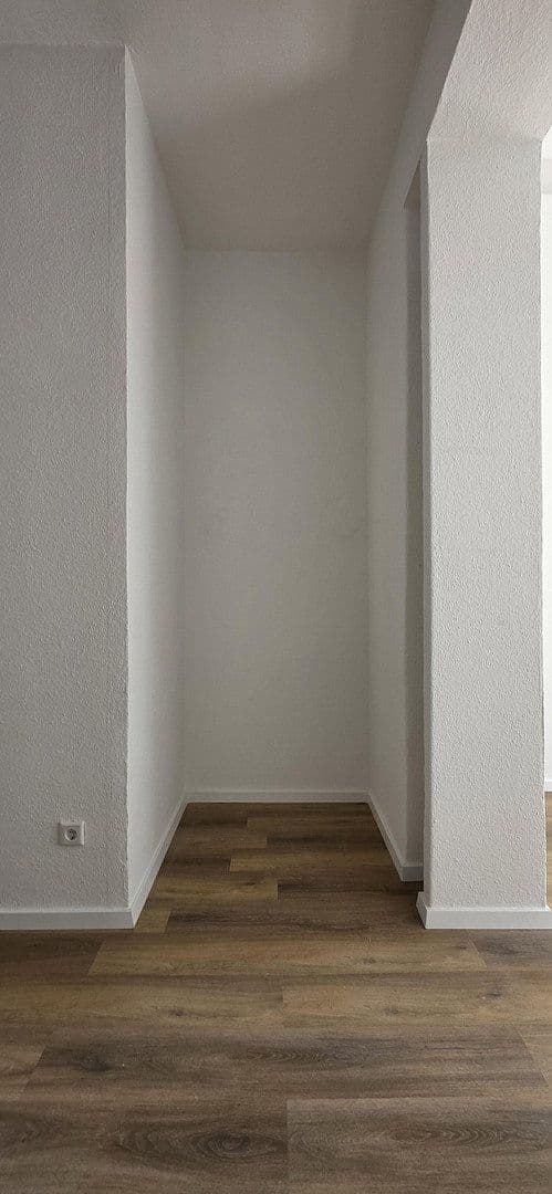 Pronájem bytu 1+1 28 m², Krefeld, Severní Porýní-Vestfálsko Pronájem bytu 1+1 28 m², Krefeld, Severní Porýní-Vestfálsko