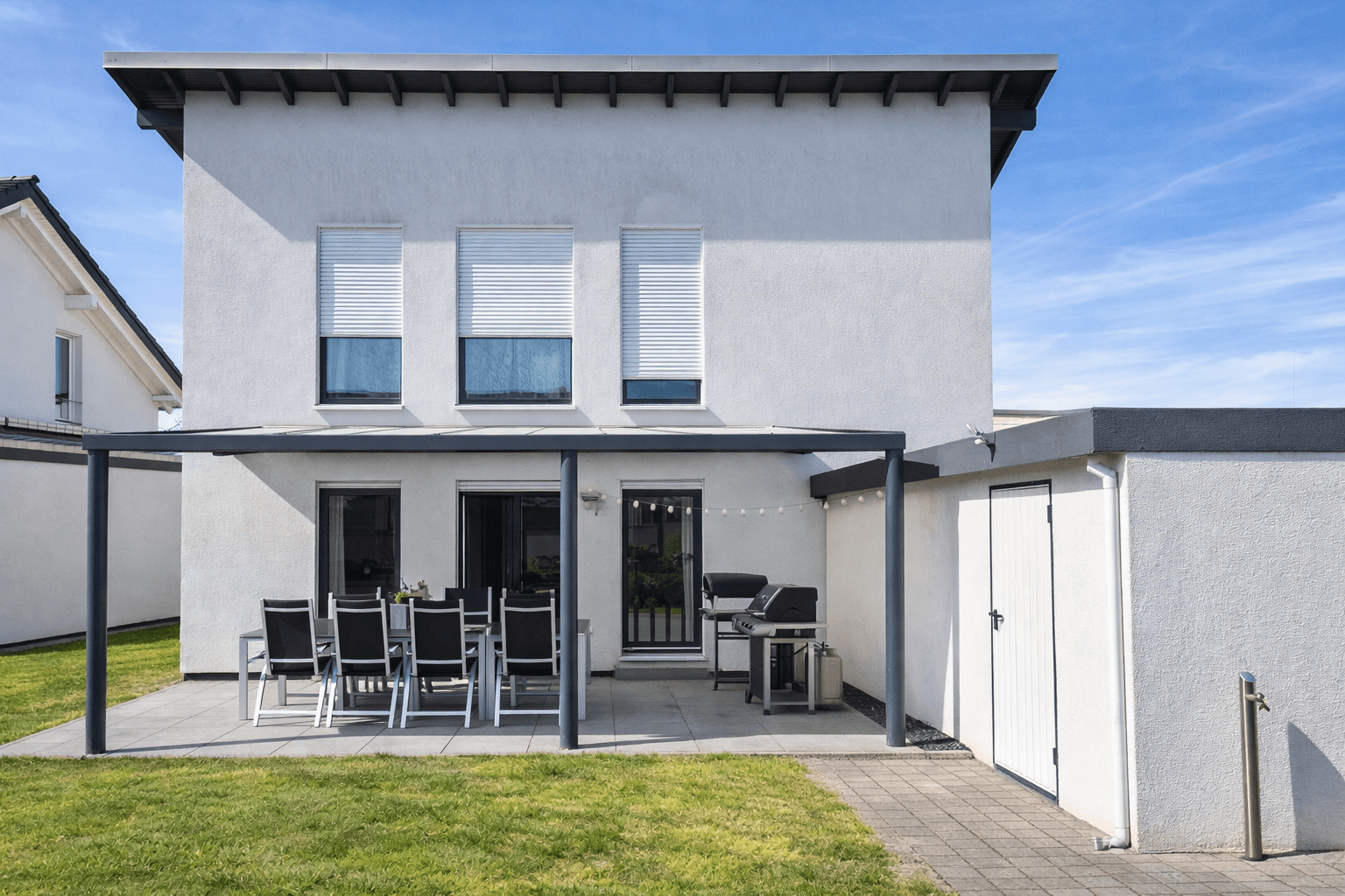 Prodej domu 155 m², pozemek 441 m², Hügelsheim, Bádensko-Württembersko Prodej domu 155 m², pozemek 441 m², Hügelsheim, Bádensko-Württembersko
