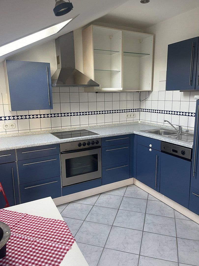 Prodej domu 185 m², pozemek 575 m², Hagen, Severní Porýní-Vestfálsko Prodej domu 185 m², pozemek 575 m², Hagen, Severní Porýní-Vestfálsko