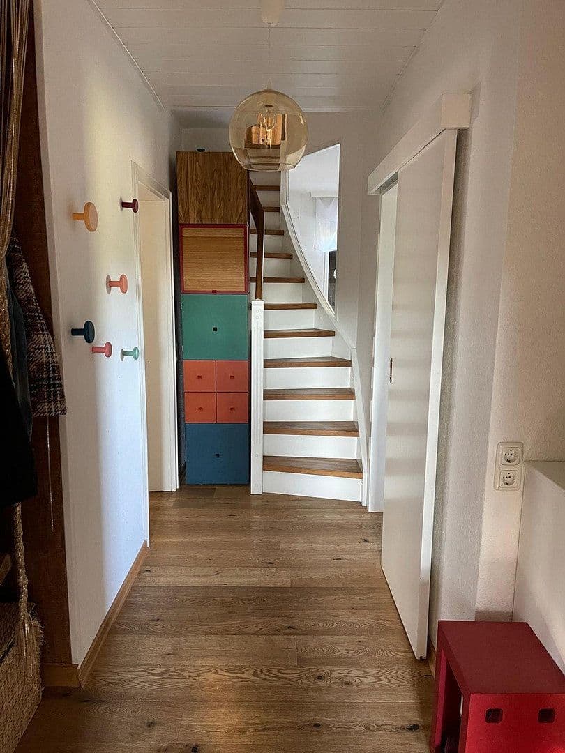 Prodej domu 185 m², pozemek 575 m², Hagen, Severní Porýní-Vestfálsko Prodej domu 185 m², pozemek 575 m², Hagen, Severní Porýní-Vestfálsko