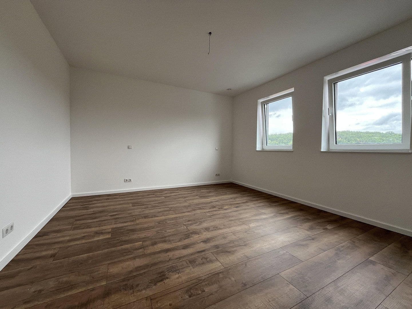 Pronájem bytu 4+1 126 m², Georges-Girard-Ring 7, Mechernich, Severní Porýní-Vestfálsko Pronájem bytu 4+1 126 m², Georges-Girard-Ring 7, Mechernich, Severní Porýní-Vestfálsko