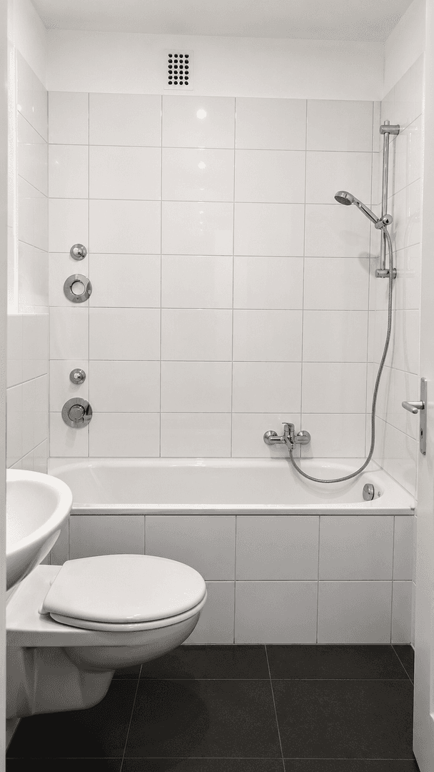 Prodej bytu 2+1 40 m², Köln, Severní Porýní-Vestfálsko Prodej bytu 2+1 40 m², Köln, Severní Porýní-Vestfálsko