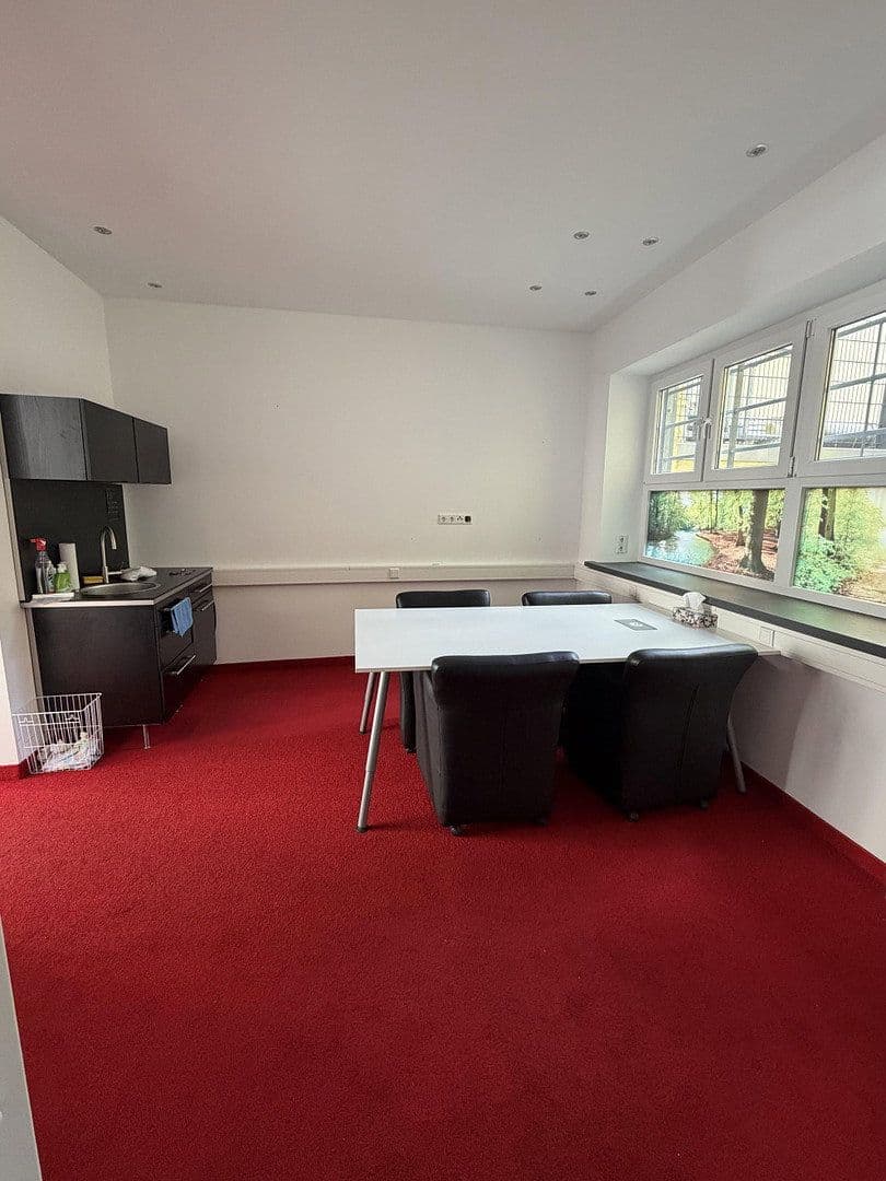 Pronájem kanceláře 80 m², Blücherstraße 11, Krefeld, Severní Porýní-Vestfálsko Pronájem kanceláře 80 m², Blücherstraße 11, Krefeld, Severní Porýní-Vestfálsko