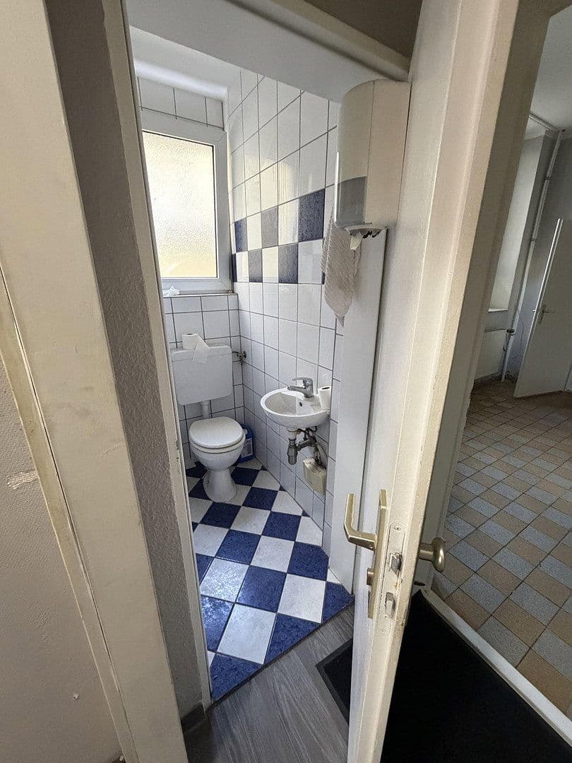 Pronájem kanceláře 80 m², Blücherstraße 11, Krefeld, Severní Porýní-Vestfálsko Pronájem kanceláře 80 m², Blücherstraße 11, Krefeld, Severní Porýní-Vestfálsko