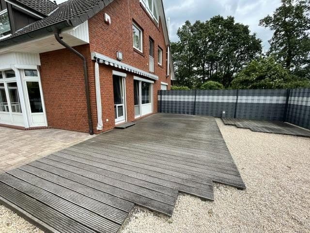 Prodej bytu 3+1 130 m², Ziegeleistrasse 9, Winsen (Luhe), Dolní Sasko Prodej bytu 3+1 130 m², Ziegeleistrasse 9, Winsen (Luhe), Dolní Sasko