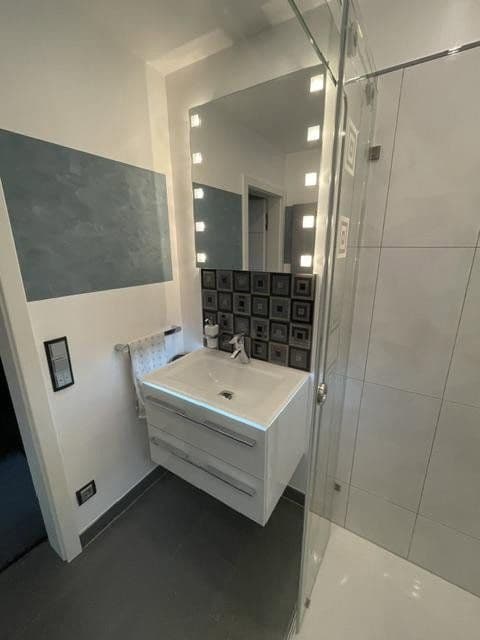 Prodej bytu 3+1 130 m², Ziegeleistrasse 9, Winsen (Luhe), Dolní Sasko Prodej bytu 3+1 130 m², Ziegeleistrasse 9, Winsen (Luhe), Dolní Sasko