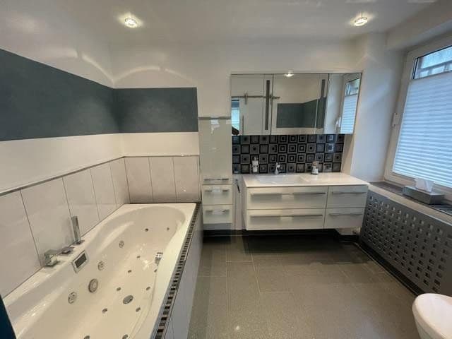 Prodej bytu 3+1 130 m², Ziegeleistrasse 9, Winsen (Luhe), Dolní Sasko Prodej bytu 3+1 130 m², Ziegeleistrasse 9, Winsen (Luhe), Dolní Sasko