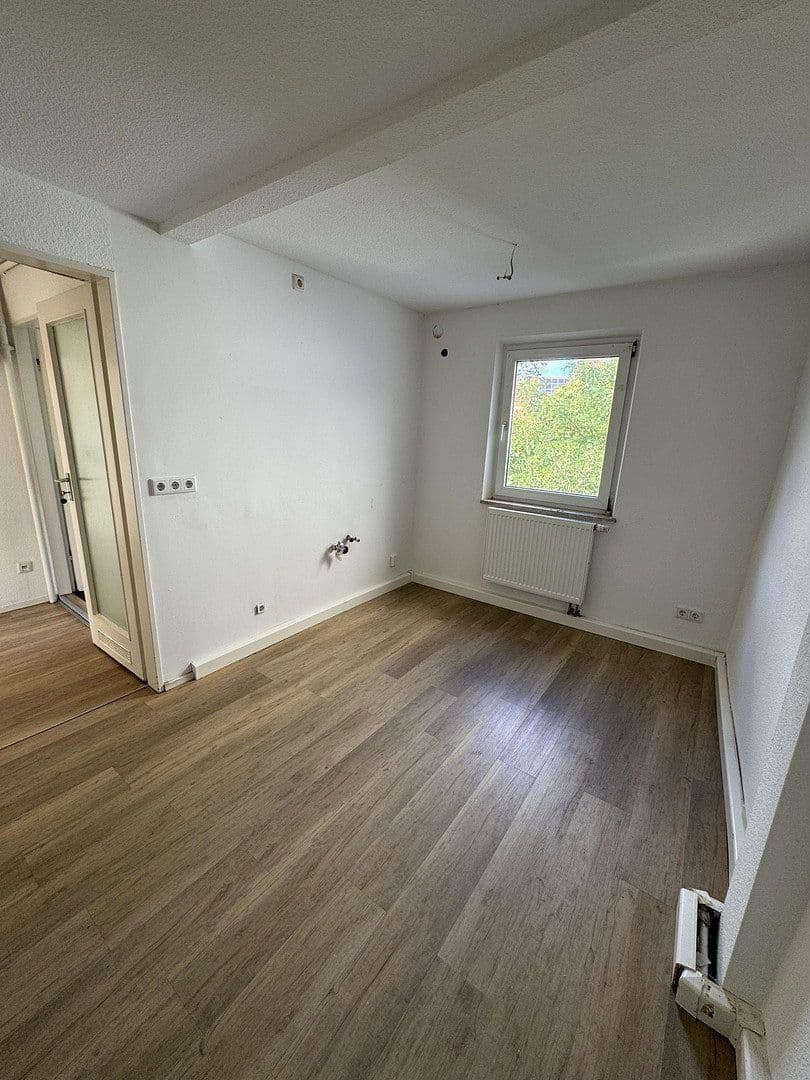Pronájem bytu 4+1 69 m², Obere Seitenstr. 16, Nürnberg, Bavorsko Pronájem bytu 4+1 69 m², Obere Seitenstr. 16, Nürnberg, Bavorsko
