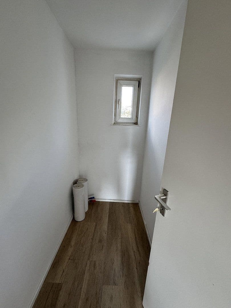 Pronájem bytu 4+1 69 m², Obere Seitenstr. 16, Nürnberg, Bavorsko Pronájem bytu 4+1 69 m², Obere Seitenstr. 16, Nürnberg, Bavorsko