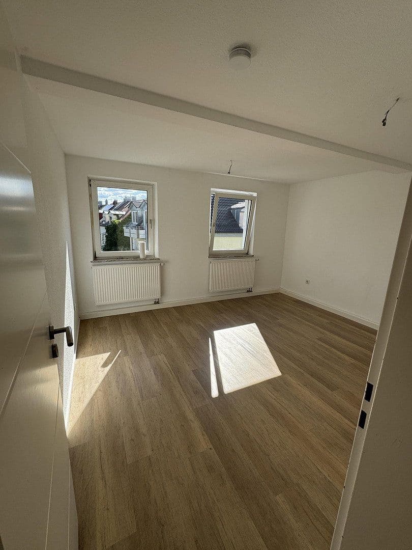 Pronájem bytu 4+1 69 m², Obere Seitenstr. 16, Nürnberg, Bavorsko Pronájem bytu 4+1 69 m², Obere Seitenstr. 16, Nürnberg, Bavorsko