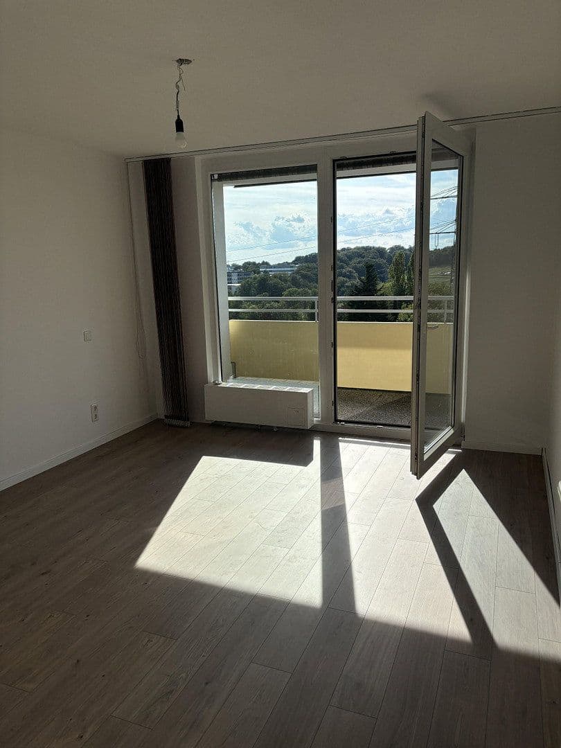 Pronájem bytu 2+1 69 m², Otto-Hahn-Straße 1, Bergisch Gladbach, Severní Porýní-Vestfálsko Pronájem bytu 2+1 69 m², Otto-Hahn-Straße 1, Bergisch Gladbach, Severní Porýní-Vestfálsko