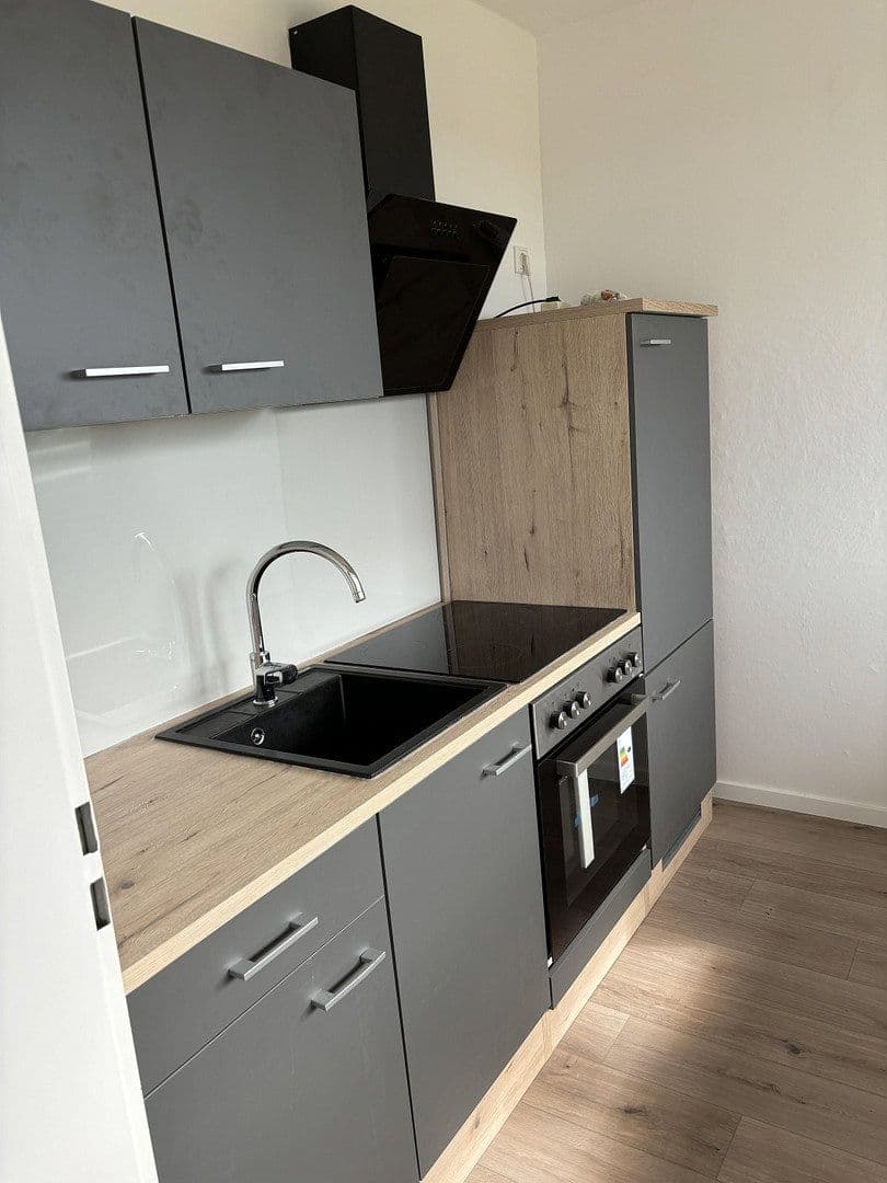 Pronájem bytu 2+1 69 m², Otto-Hahn-Straße 1, Bergisch Gladbach, Severní Porýní-Vestfálsko Pronájem bytu 2+1 69 m², Otto-Hahn-Straße 1, Bergisch Gladbach, Severní Porýní-Vestfálsko