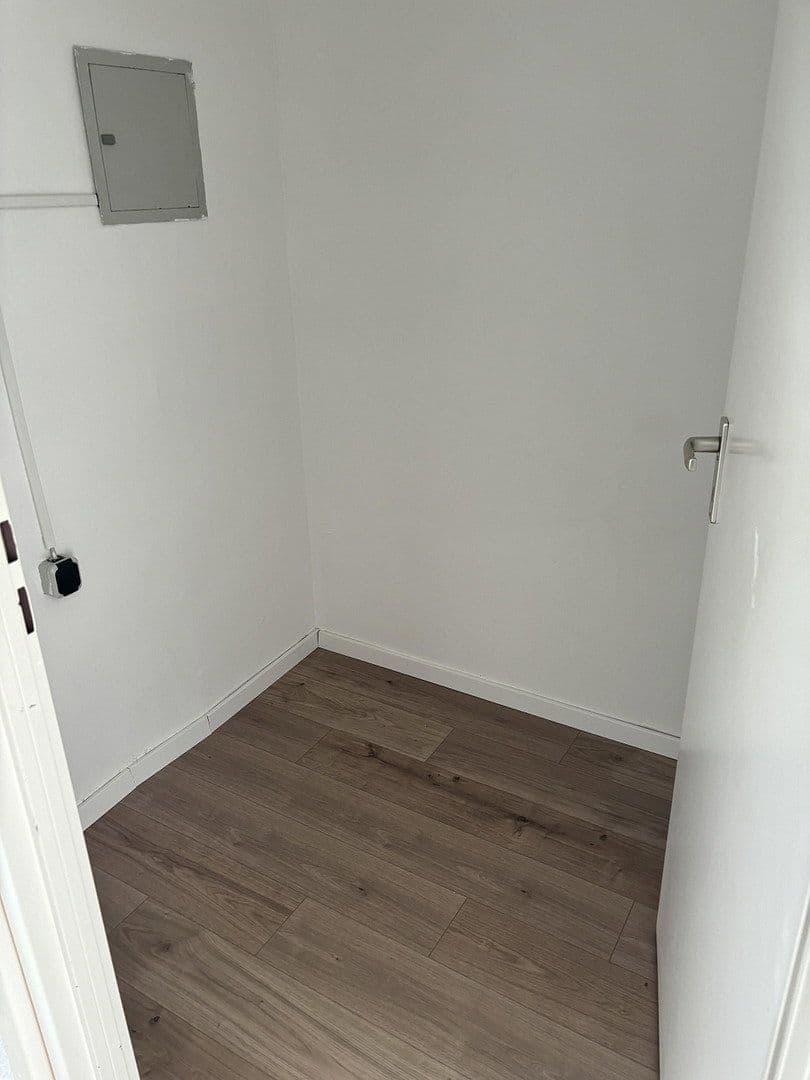 Pronájem bytu 2+1 69 m², Otto-Hahn-Straße 1, Bergisch Gladbach, Severní Porýní-Vestfálsko Pronájem bytu 2+1 69 m², Otto-Hahn-Straße 1, Bergisch Gladbach, Severní Porýní-Vestfálsko