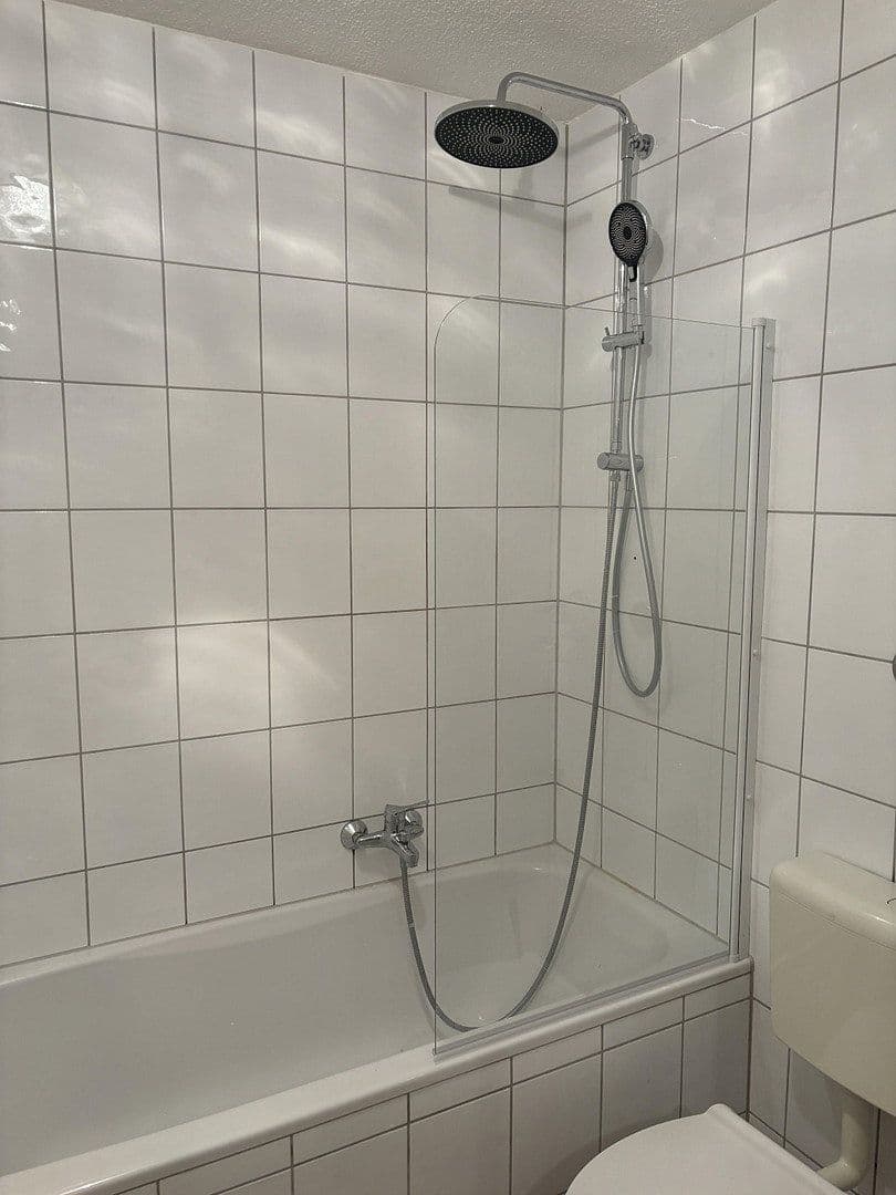 Pronájem bytu 2+1 69 m², Otto-Hahn-Straße 1, Bergisch Gladbach, Severní Porýní-Vestfálsko Pronájem bytu 2+1 69 m², Otto-Hahn-Straße 1, Bergisch Gladbach, Severní Porýní-Vestfálsko