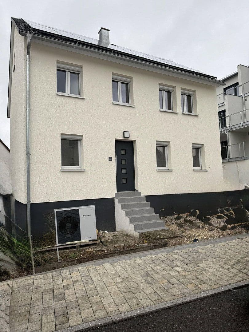 Prodej domu 134 m², pozemek 361 m², Wangen, Bádensko-Württembersko Prodej domu 134 m², pozemek 361 m², Wangen, Bádensko-Württembersko