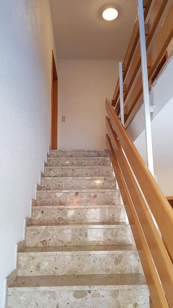 Pronájem bytu 3+1 103 m², Korlingen, Porýní-Falc Pronájem bytu 3+1 103 m², Korlingen, Porýní-Falc
