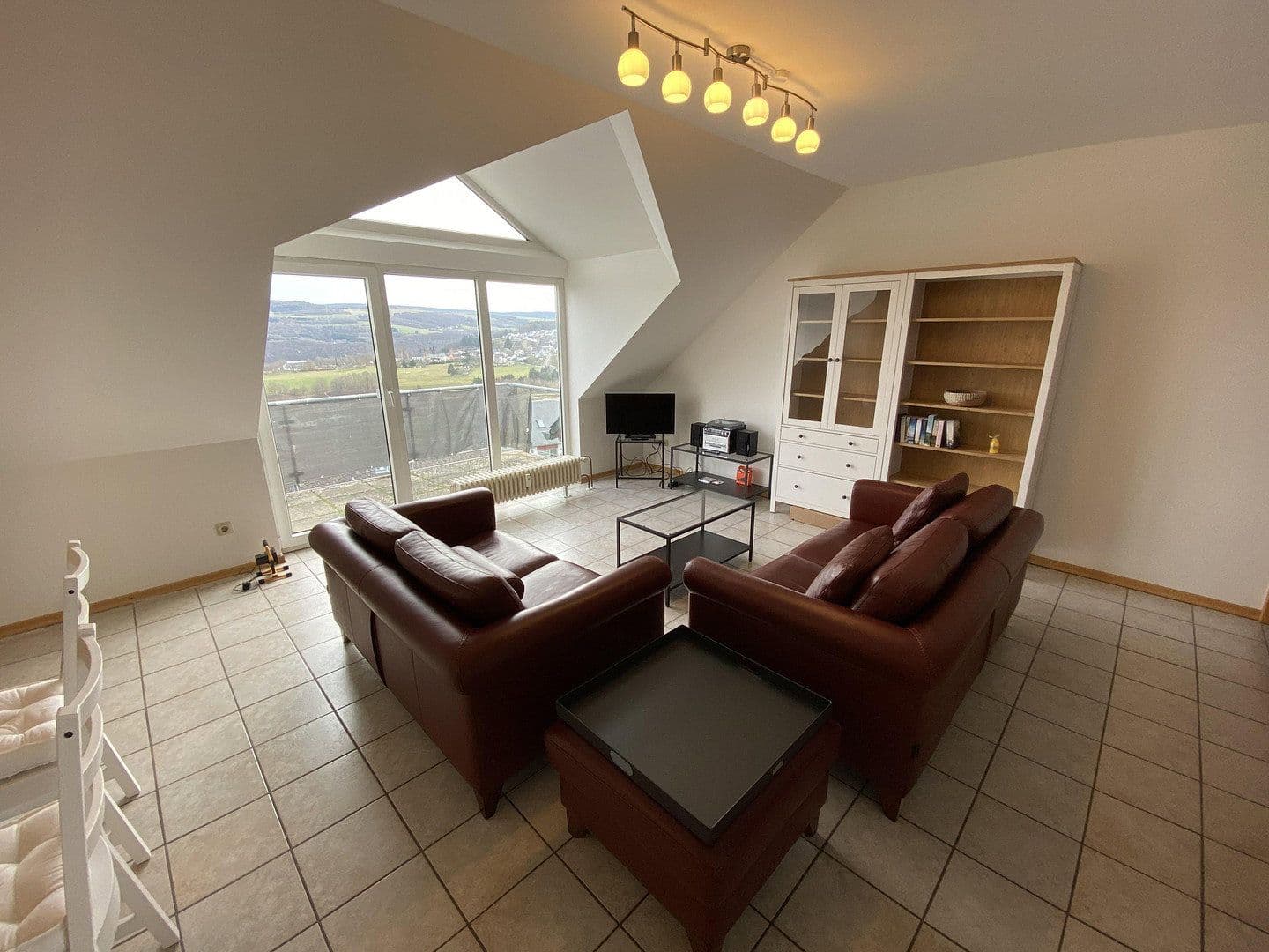 Pronájem bytu 3+1 103 m², Korlingen, Porýní-Falc Pronájem bytu 3+1 103 m², Korlingen, Porýní-Falc