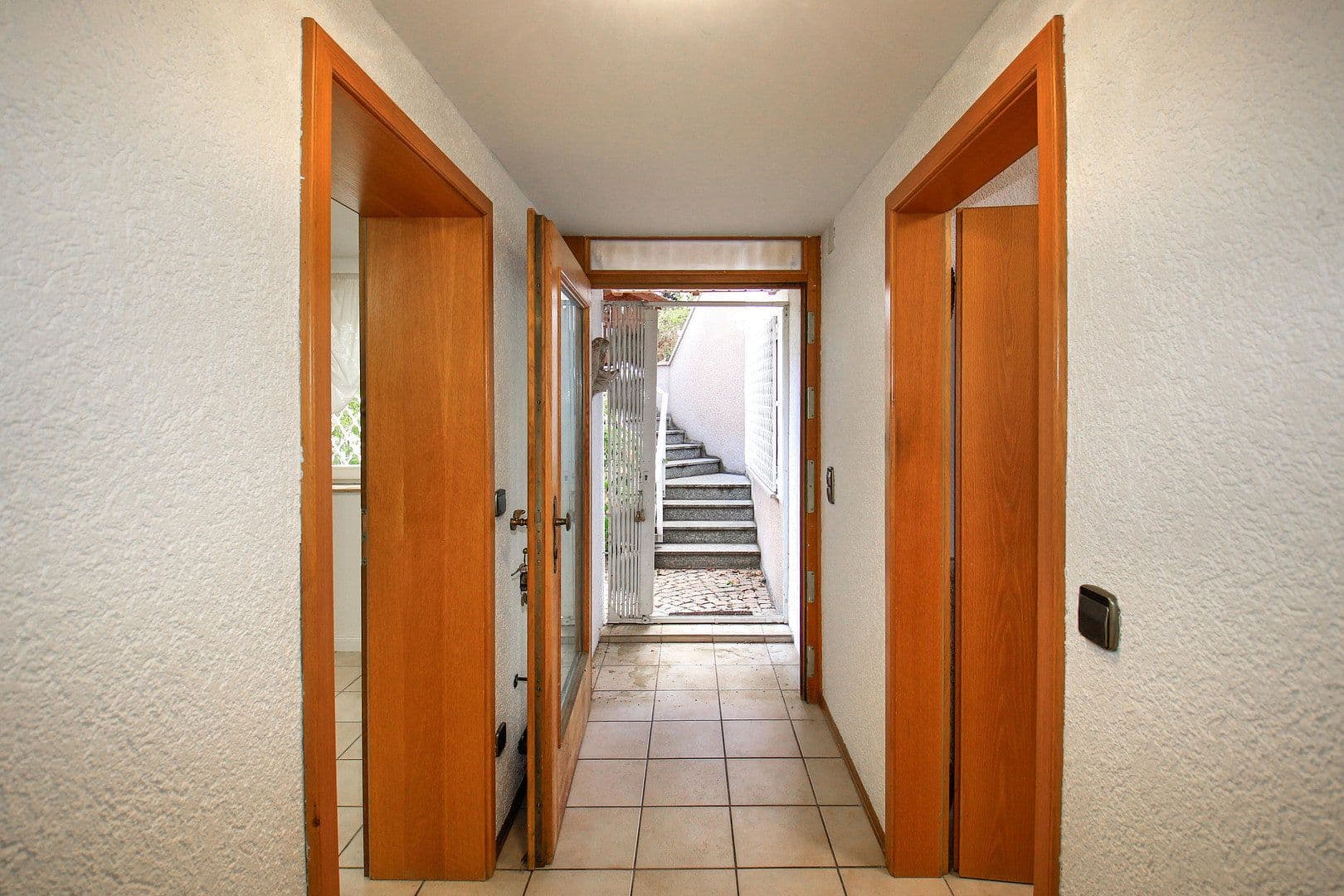 Prodej domu 227 m², pozemek 341 m², Ludwigshafen Maudach, Porýní-Falc Prodej domu 227 m², pozemek 341 m², Ludwigshafen Maudach, Porýní-Falc