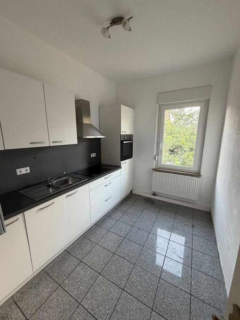 Pronájem bytu 2+1 50 m², Südstraße 156, Heilbronn, Bádensko-Württembersko Pronájem bytu 2+1 50 m², Südstraße 156, Heilbronn, Bádensko-Württembersko