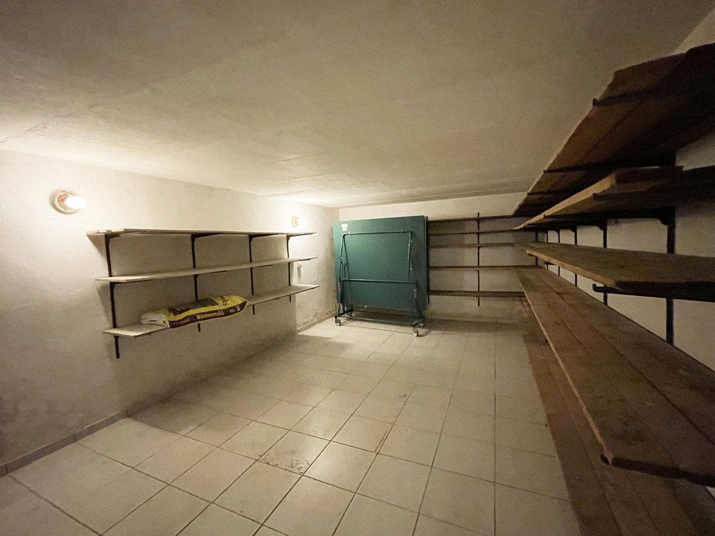 Prodej domu 152 m², pozemek 617 m², Dessau-Ziebigk, Sasko-Anhaltsko Prodej domu 152 m², pozemek 617 m², Dessau-Ziebigk, Sasko-Anhaltsko