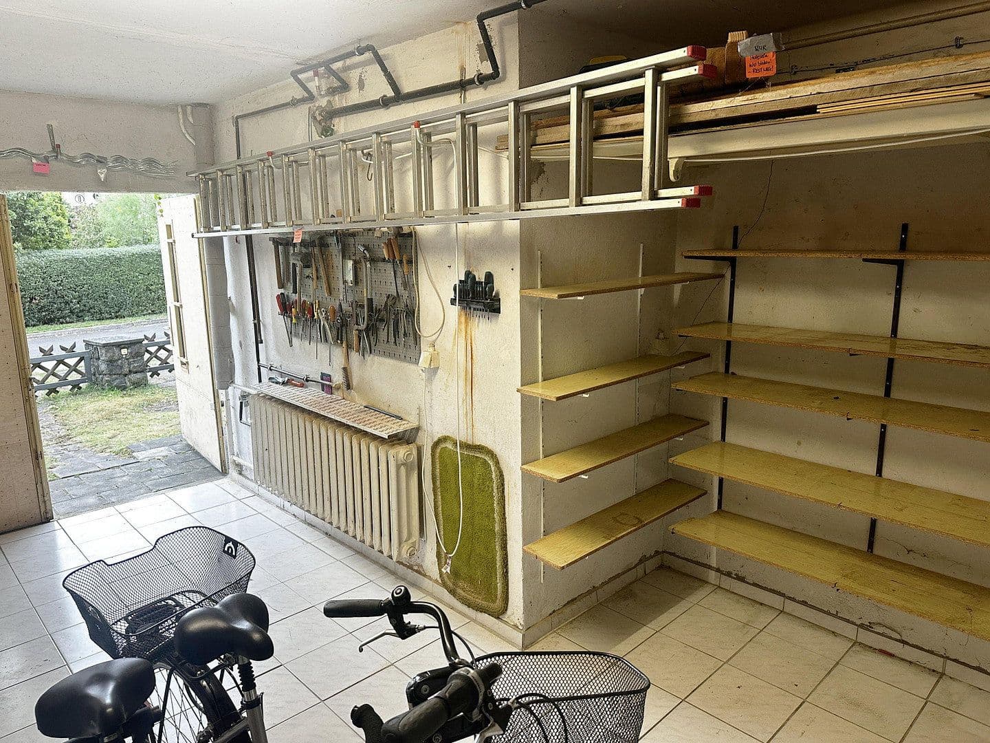 Prodej domu 152 m², pozemek 617 m², Dessau-Ziebigk, Sasko-Anhaltsko Prodej domu 152 m², pozemek 617 m², Dessau-Ziebigk, Sasko-Anhaltsko