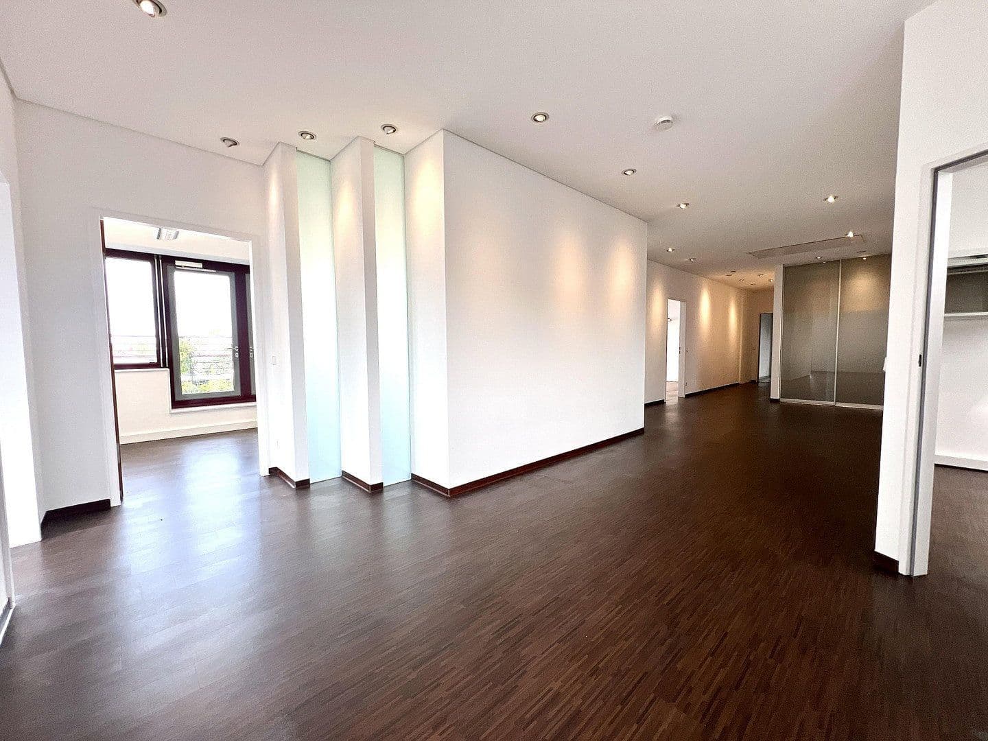 Pronájem kanceláře 170 m², Nürnberger Str. 2a-4, Hanau, Hessen Pronájem kanceláře 170 m², Nürnberger Str. 2a-4, Hanau, Hessen