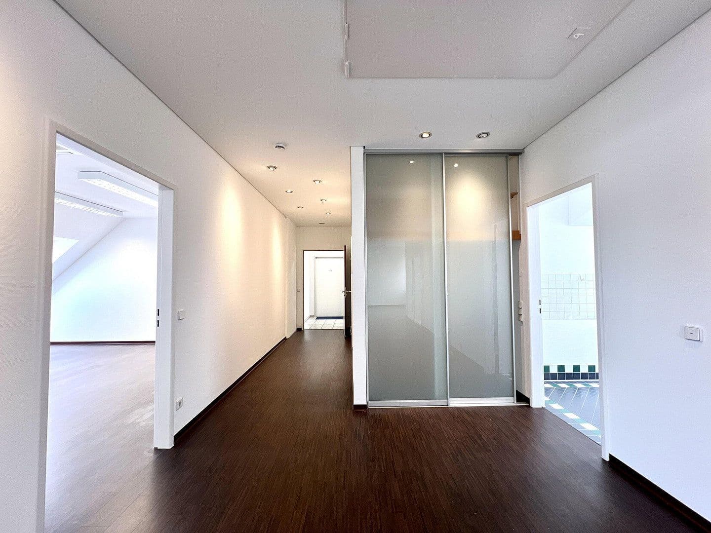 Pronájem kanceláře 170 m², Nürnberger Str. 2a-4, Hanau, Hessen Pronájem kanceláře 170 m², Nürnberger Str. 2a-4, Hanau, Hessen