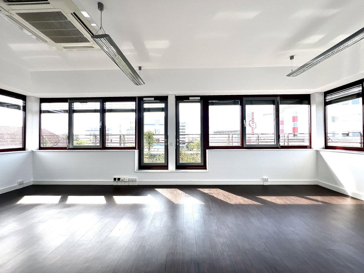 Pronájem kanceláře 170 m², Nürnberger Str. 2a-4, Hanau, Hessen Pronájem kanceláře 170 m², Nürnberger Str. 2a-4, Hanau, Hessen