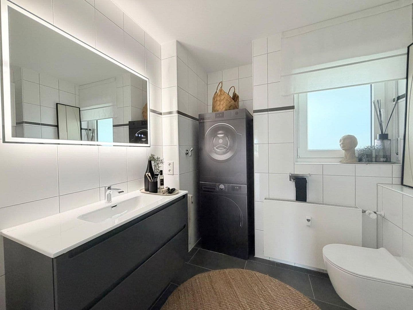 Prodej bytu 4+1 102 m², Max-Planck-Str. 14, Bielefeld, Severní Porýní-Vestfálsko Prodej bytu 4+1 102 m², Max-Planck-Str. 14, Bielefeld, Severní Porýní-Vestfálsko
