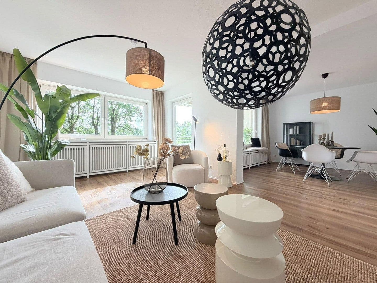 Prodej bytu 4+1 102 m², Max-Planck-Str. 14, Bielefeld, Severní Porýní-Vestfálsko Prodej bytu 4+1 102 m², Max-Planck-Str. 14, Bielefeld, Severní Porýní-Vestfálsko