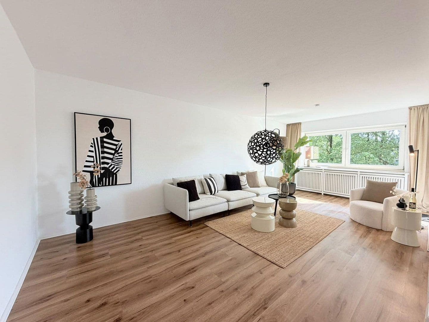 Prodej bytu 4+1 102 m², Max-Planck-Str. 14, Bielefeld, Severní Porýní-Vestfálsko Prodej bytu 4+1 102 m², Max-Planck-Str. 14, Bielefeld, Severní Porýní-Vestfálsko
