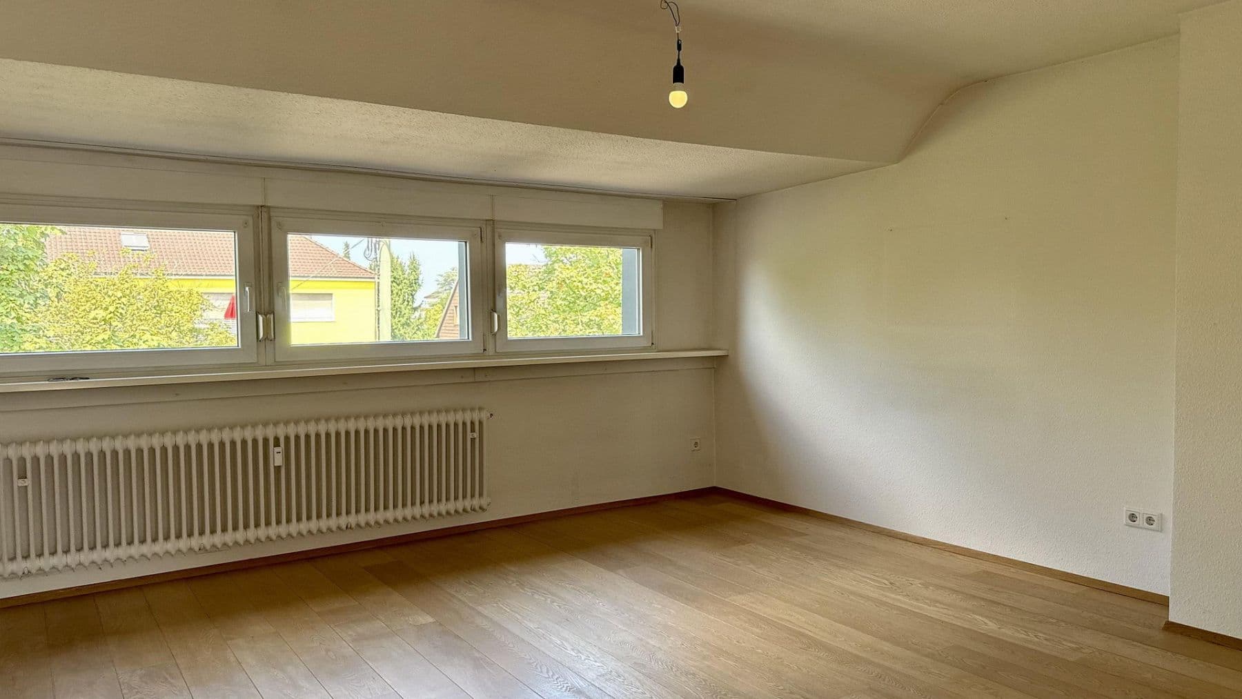 Pronájem bytu 4+1 85 m², Sudetenstraße 6, Karlsruhe, Bádensko-Württembersko Pronájem bytu 4+1 85 m², Sudetenstraße 6, Karlsruhe, Bádensko-Württembersko