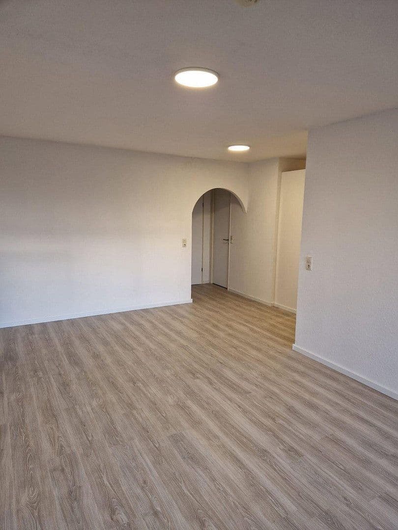 Pronájem bytu 2+1 70 m², Forellenweg 34, Lehrte, Dolní Sasko Pronájem bytu 2+1 70 m², Forellenweg 34, Lehrte, Dolní Sasko