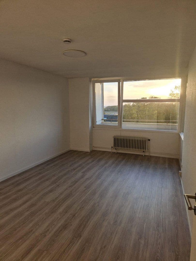 Pronájem bytu 2+1 70 m², Forellenweg 34, Lehrte, Dolní Sasko Pronájem bytu 2+1 70 m², Forellenweg 34, Lehrte, Dolní Sasko