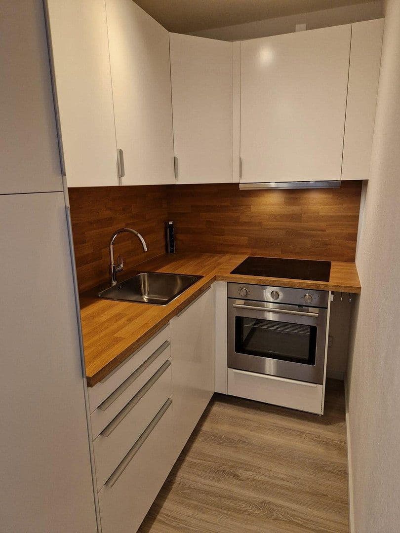 Pronájem bytu 2+1 70 m², Forellenweg 34, Lehrte, Dolní Sasko Pronájem bytu 2+1 70 m², Forellenweg 34, Lehrte, Dolní Sasko