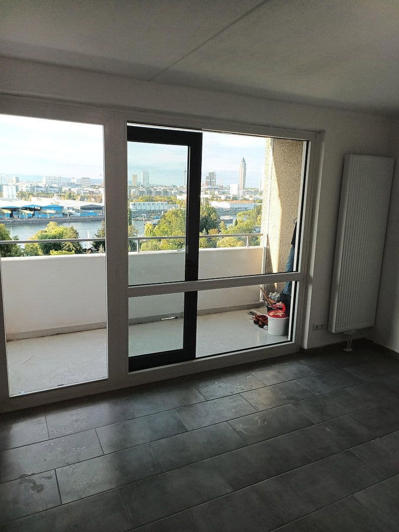 Pronájem bytu 3+kk 91 m², Im Mainfeld 23, Frankfurt, Hessen Pronájem bytu 3+kk 91 m², Im Mainfeld 23, Frankfurt, Hessen
