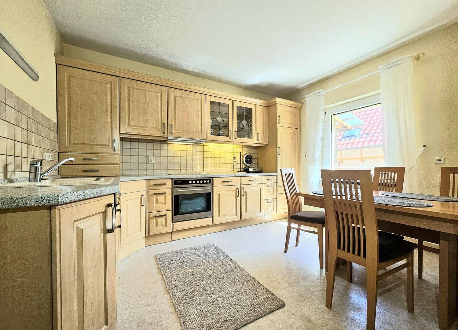 Prodej domu 130 m², pozemek 871 m², Straße der Neuen Zeit 15, Südharz, Sasko-Anhaltsko Prodej domu 130 m², pozemek 871 m², Straße der Neuen Zeit 15, Südharz, Sasko-Anhaltsko