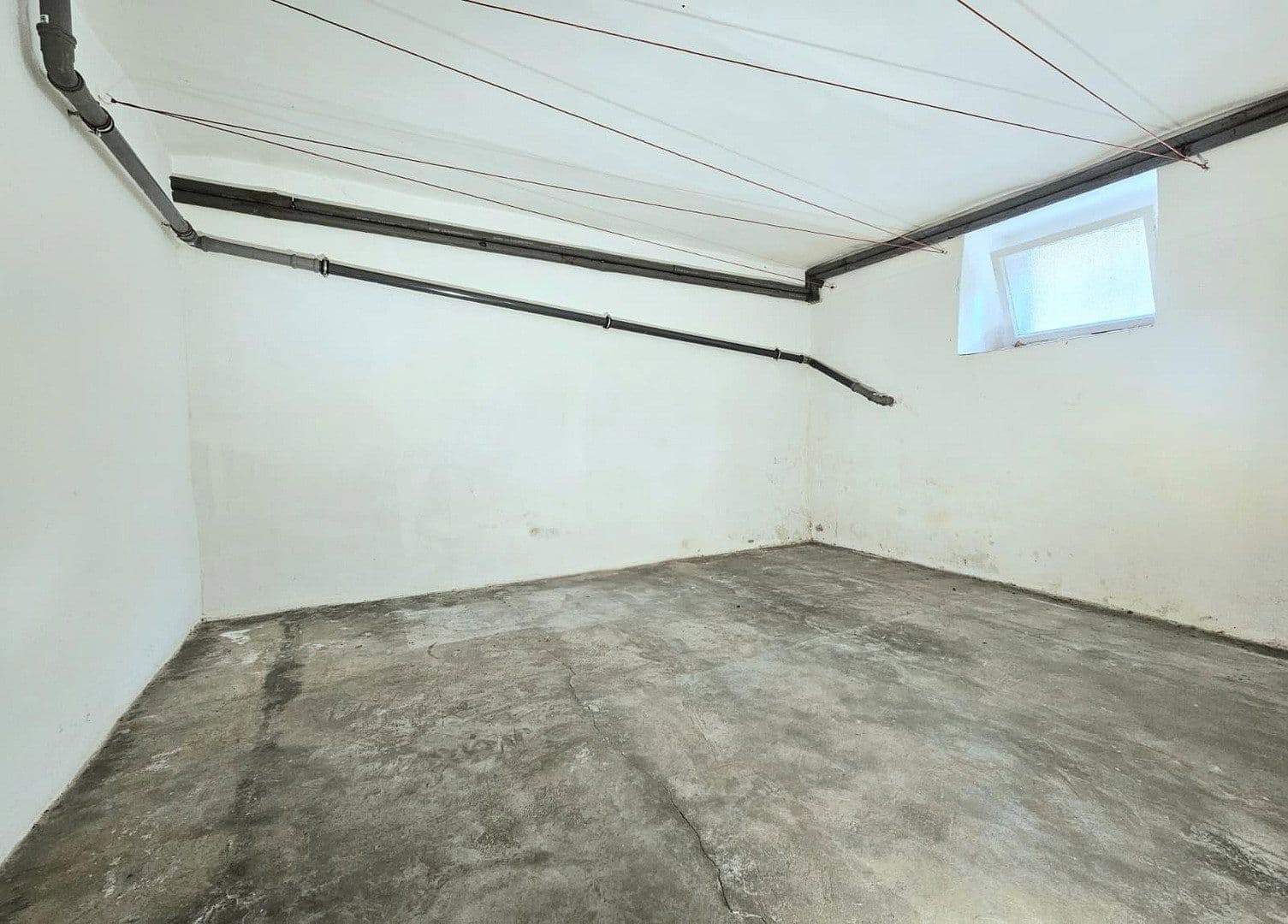 Prodej domu 130 m², pozemek 871 m², Straße der Neuen Zeit 15, Südharz, Sasko-Anhaltsko Prodej domu 130 m², pozemek 871 m², Straße der Neuen Zeit 15, Südharz, Sasko-Anhaltsko