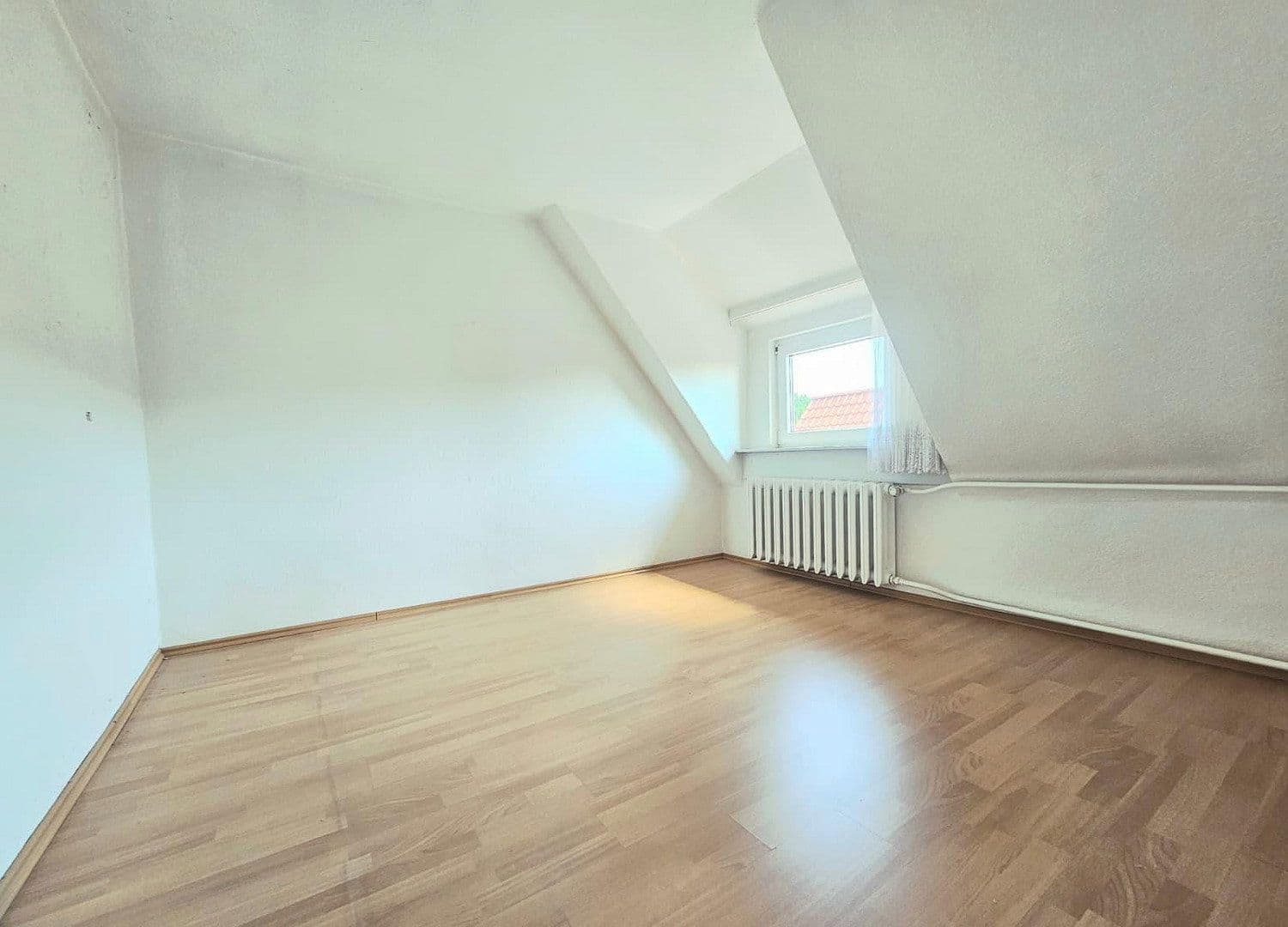 Prodej domu 130 m², pozemek 871 m², Straße der Neuen Zeit 15, Südharz, Sasko-Anhaltsko Prodej domu 130 m², pozemek 871 m², Straße der Neuen Zeit 15, Südharz, Sasko-Anhaltsko